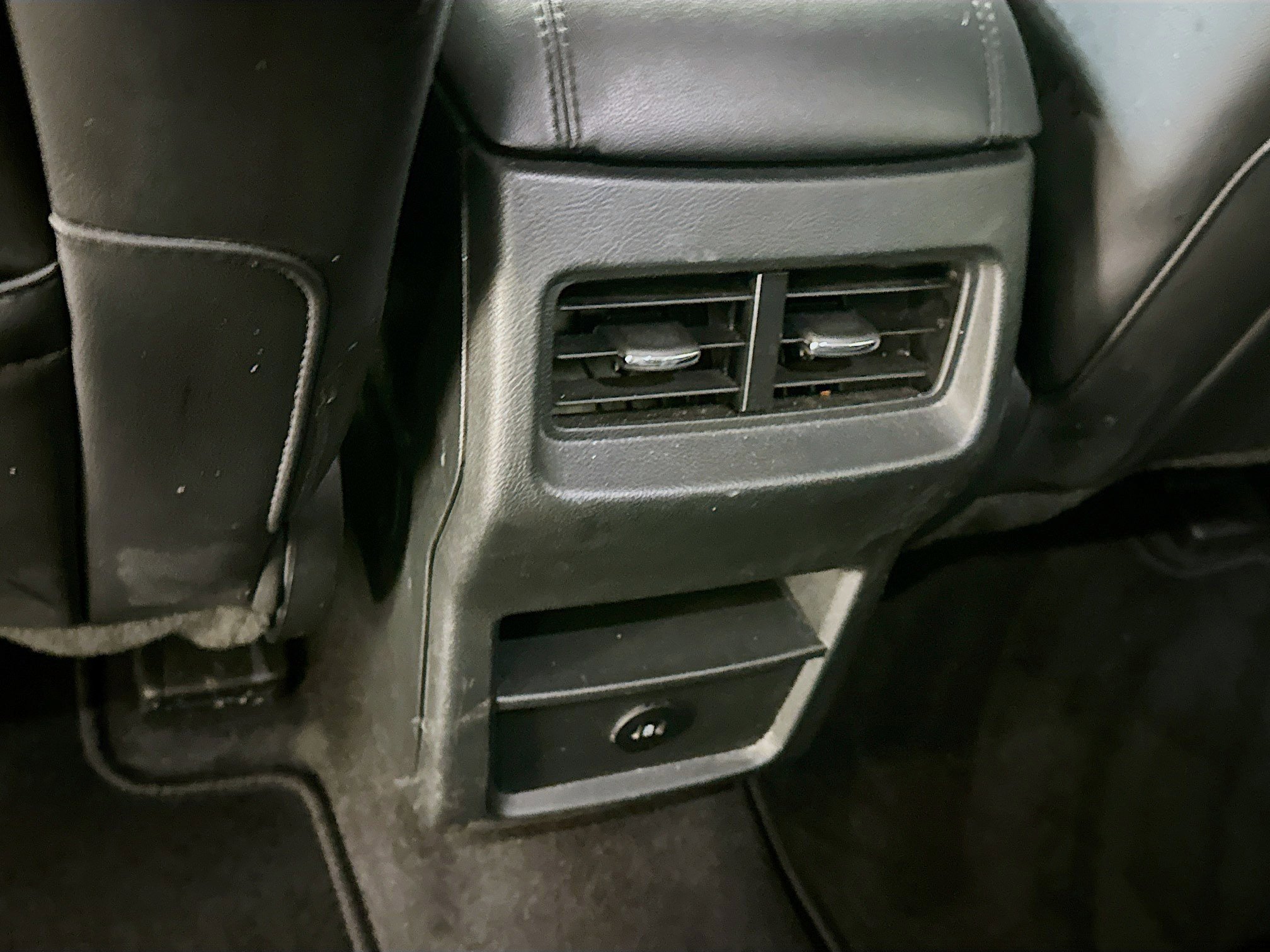 Used 2024 Ford Edge SEL image 27