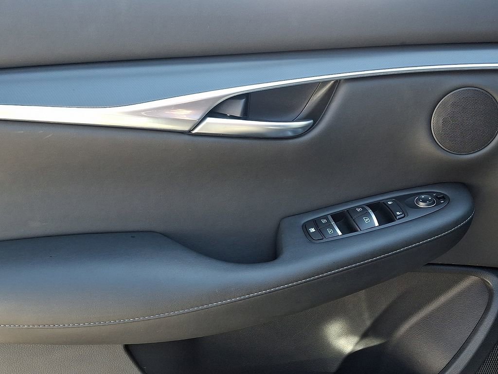 Used 2025 INFINITI QX50 Pure image 13