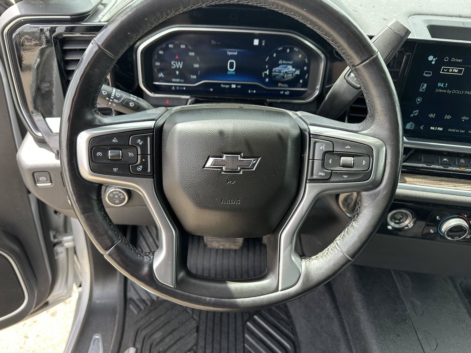 Used 2022 Chevrolet Silverado 1500 RST AWD/4WD image 20