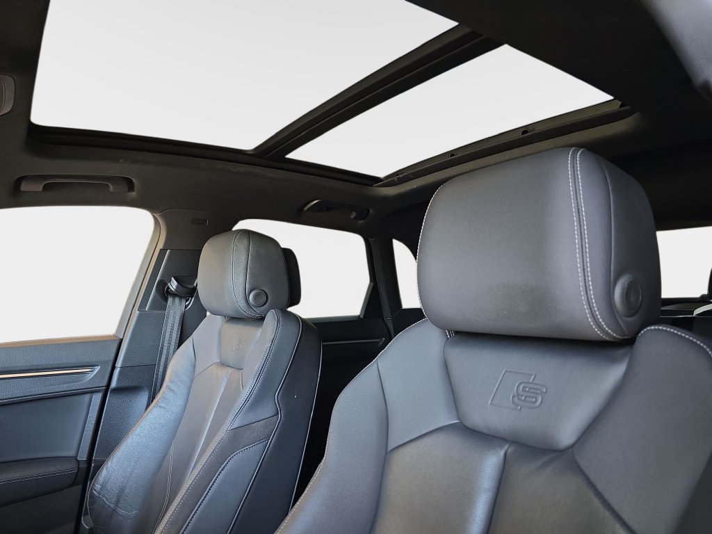 Used 2020 Audi Q3 2.0T Premium Plus w/ Premium Plus Package AWD/4WD image 29