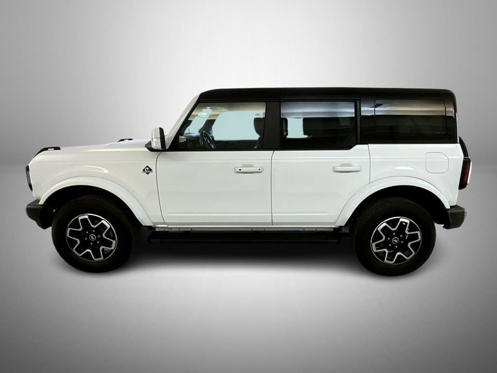 Used 2024 Ford Bronco Outer Banks AWD/4WD image 8