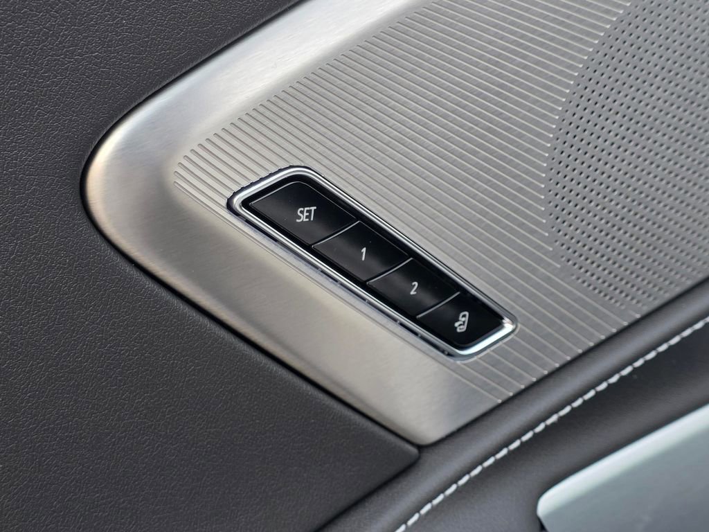 New 2026 Chevrolet Corvette Stingray Preferred Cpe w/ Z51 Performance Package image 24