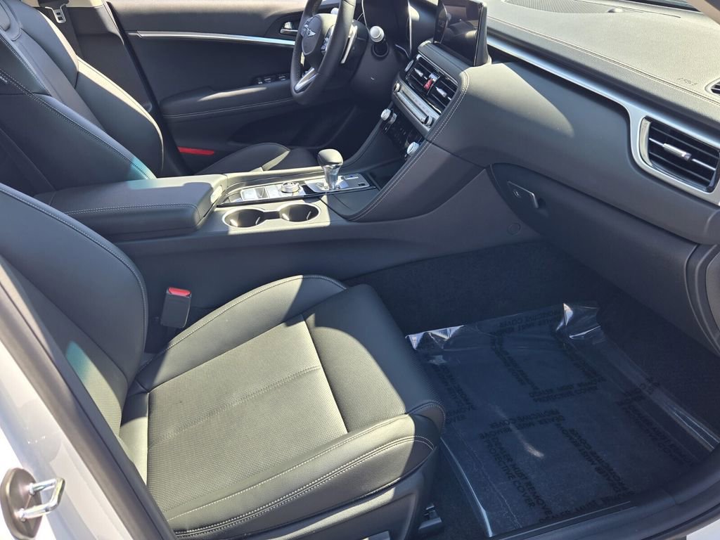 Used 2026 Genesis G70 2.5T RWD image 16
