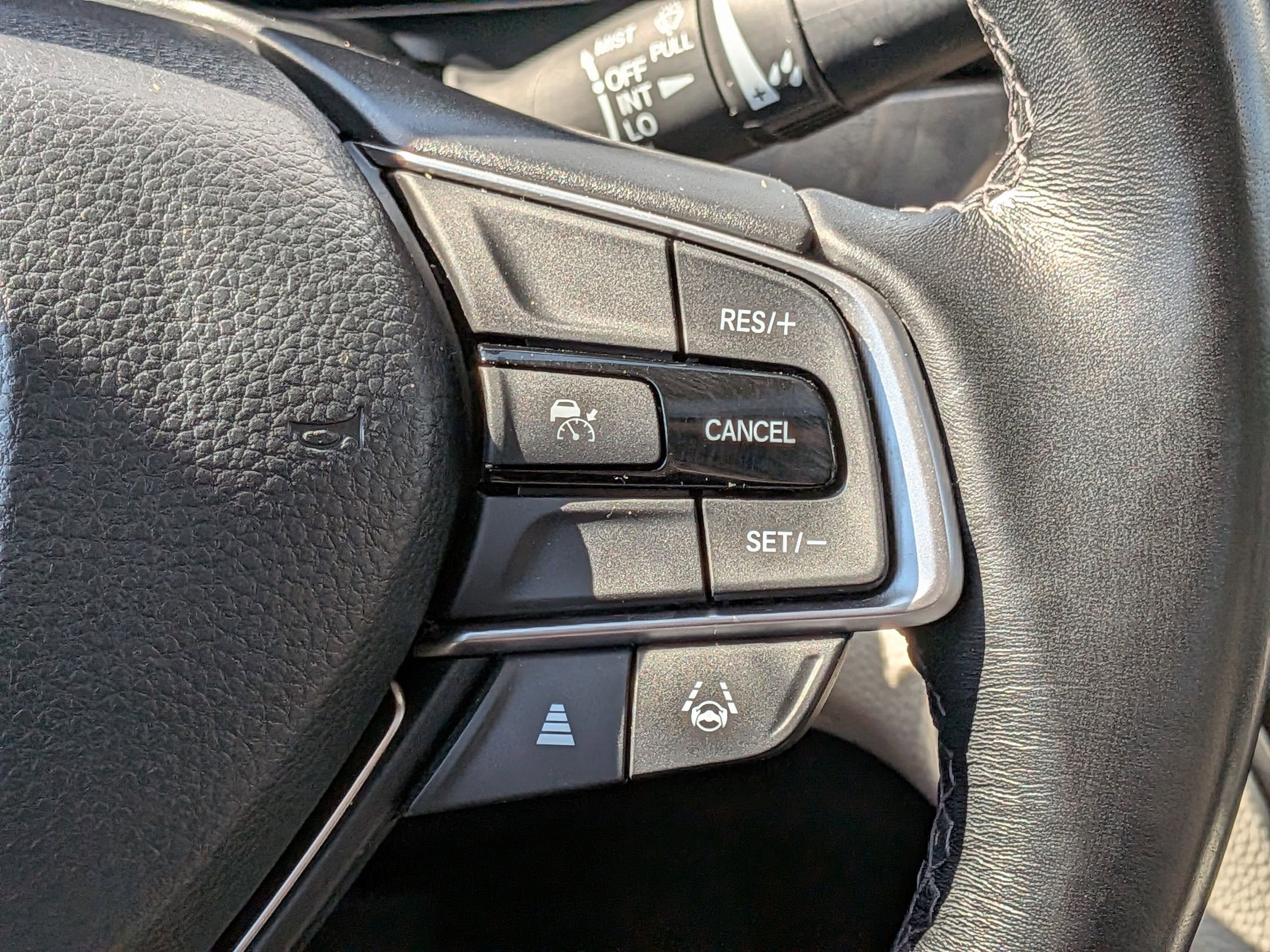 Used 2022 Honda Accord EX-L image 16