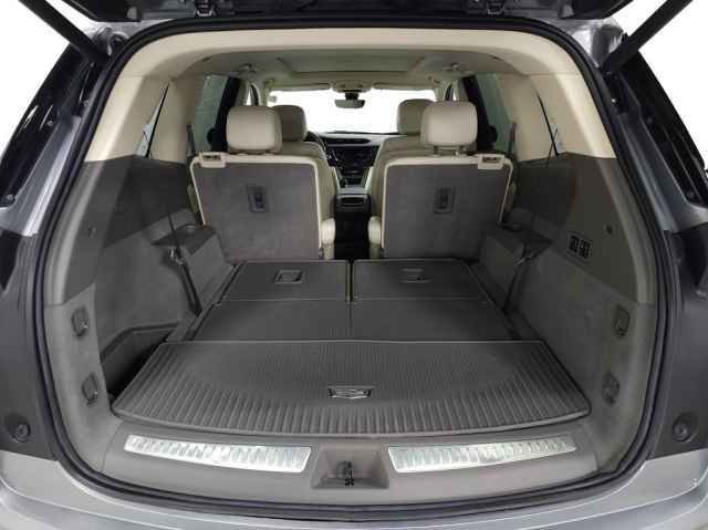 Certified 2023 Cadillac XT6 Premium Luxury w/ Technology Package AWD/4WD image 8