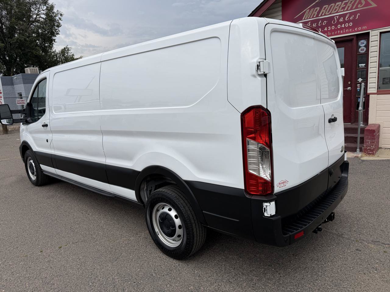 Used 2021 Ford Transit 250 Low Roof RWD image 7