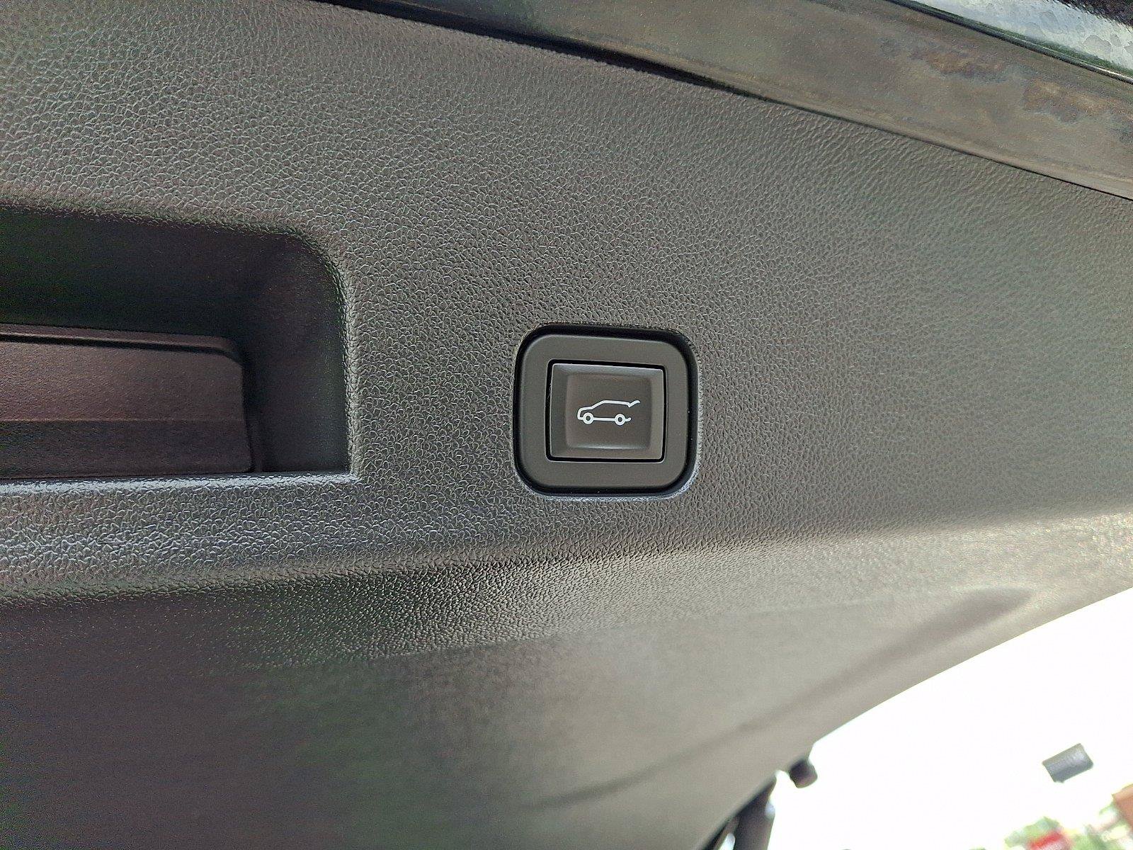 Used 2024 Chevrolet Traverse Z71 AWD/4WD image 31