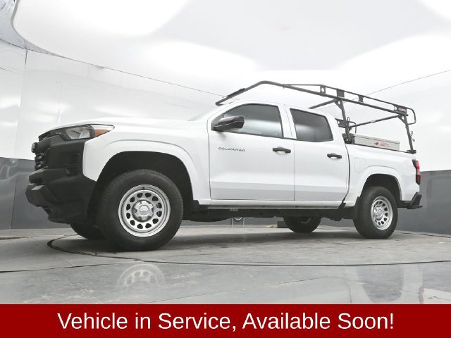 Used 2024 Chevrolet Colorado W/T w/ Safety Package RWD image 30