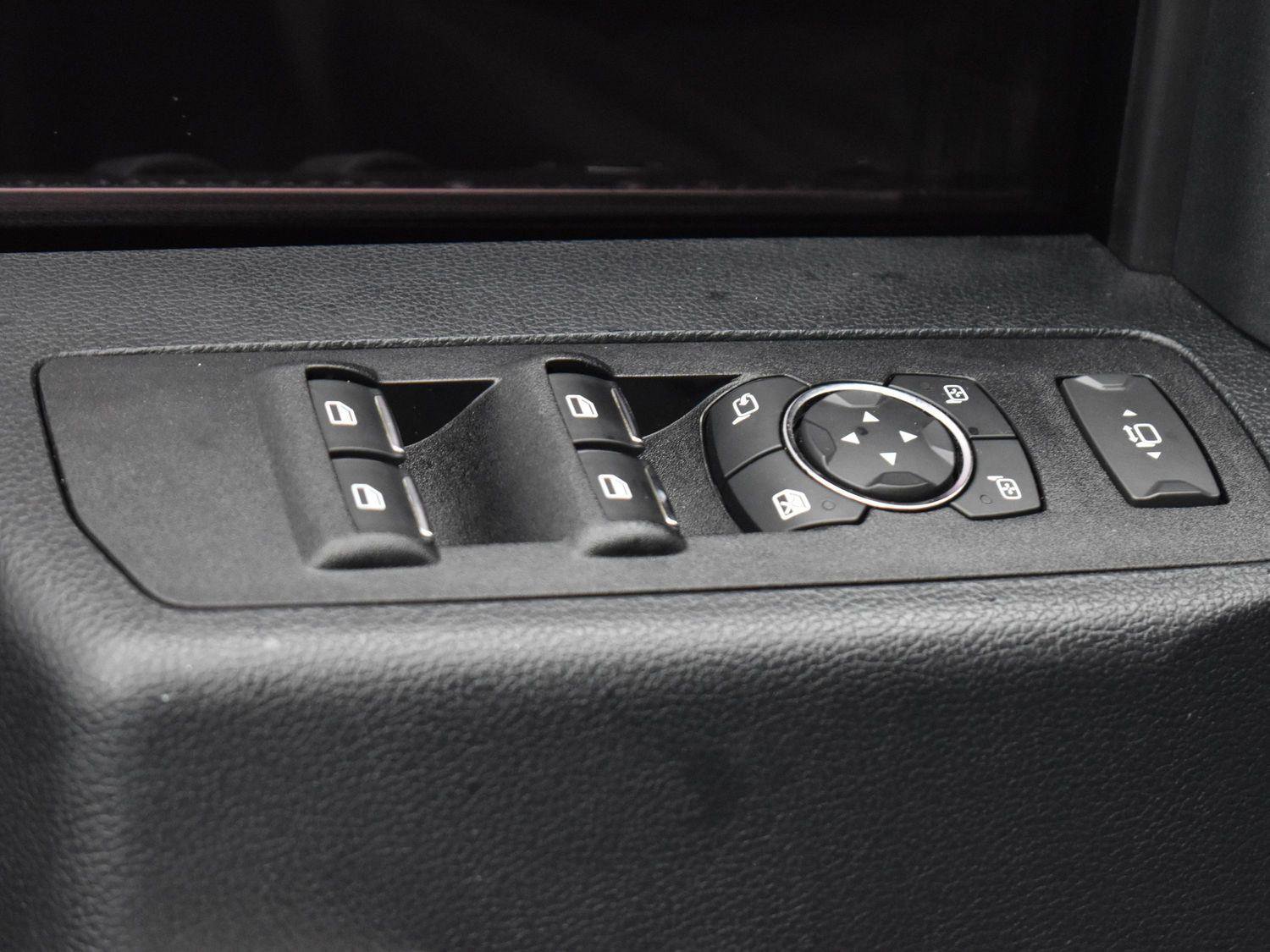 Used 2022 Ford F250 Platinum image 11