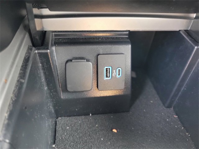 Certified 2023 Ford Explorer XLT w/ Equipment Group 202A image 29