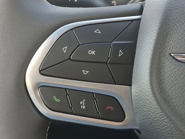 New 2026 Chrysler Voyager LX image 30