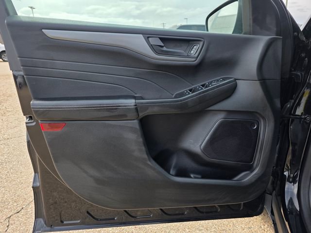 Used 2023 Ford Escape Active image 6