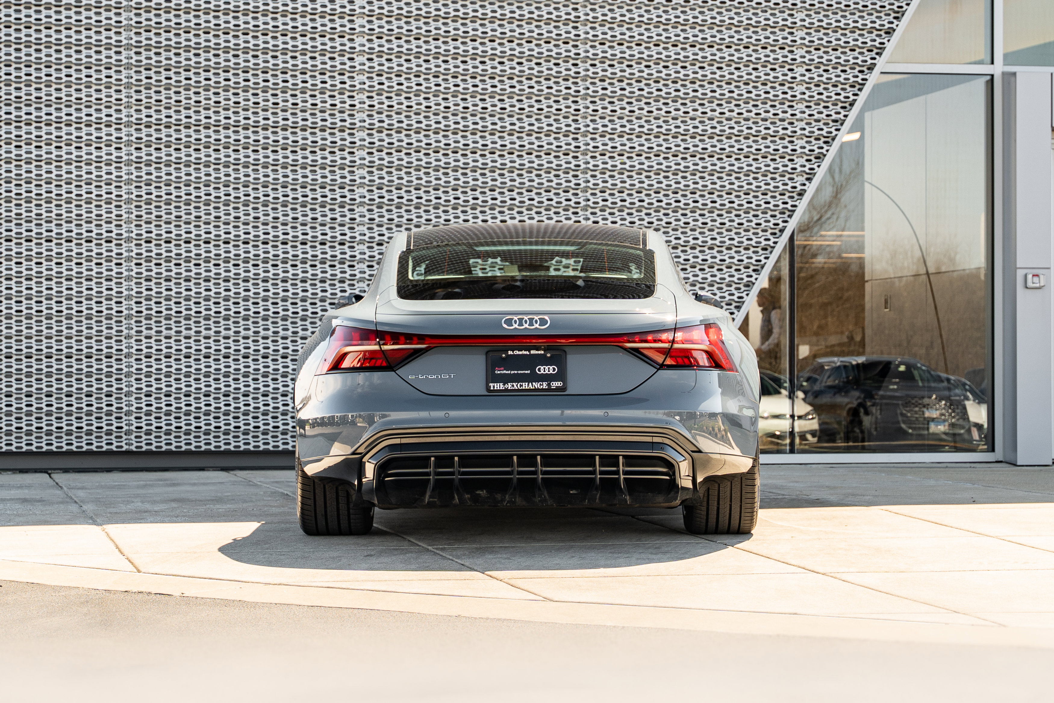 Certified 2023 Audi e-tron GT Premium Plus image 32