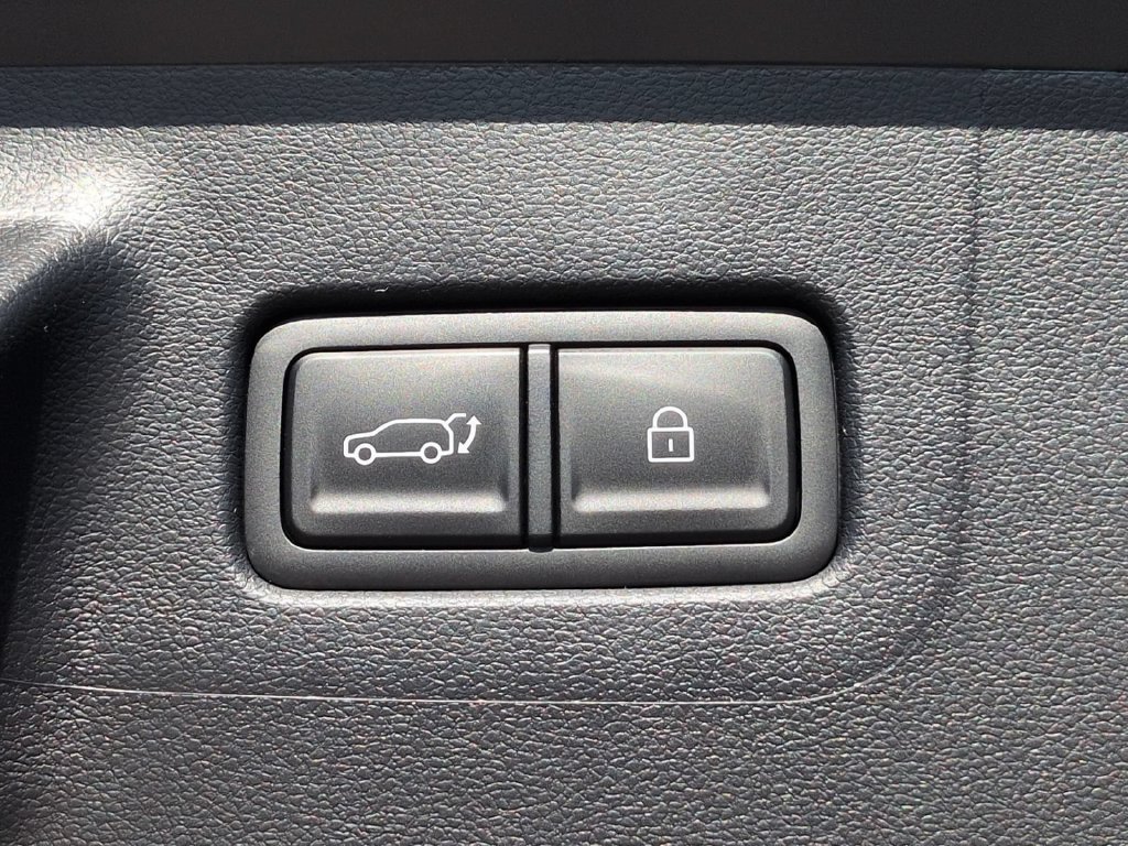 New 2027 Hyundai Santa Fe SEL FWD image 17