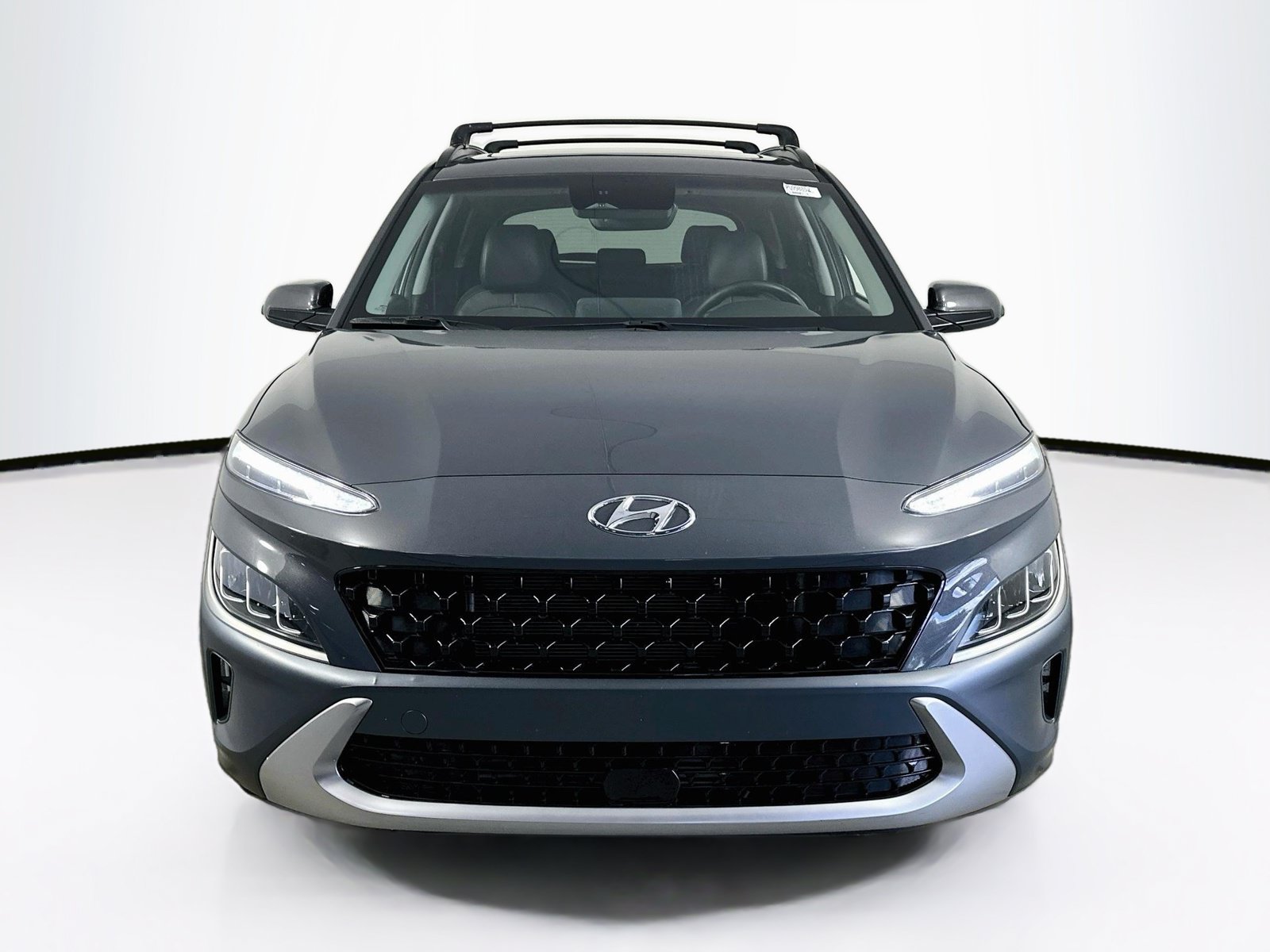 Used 2023 Hyundai Kona Limited FWD image 2