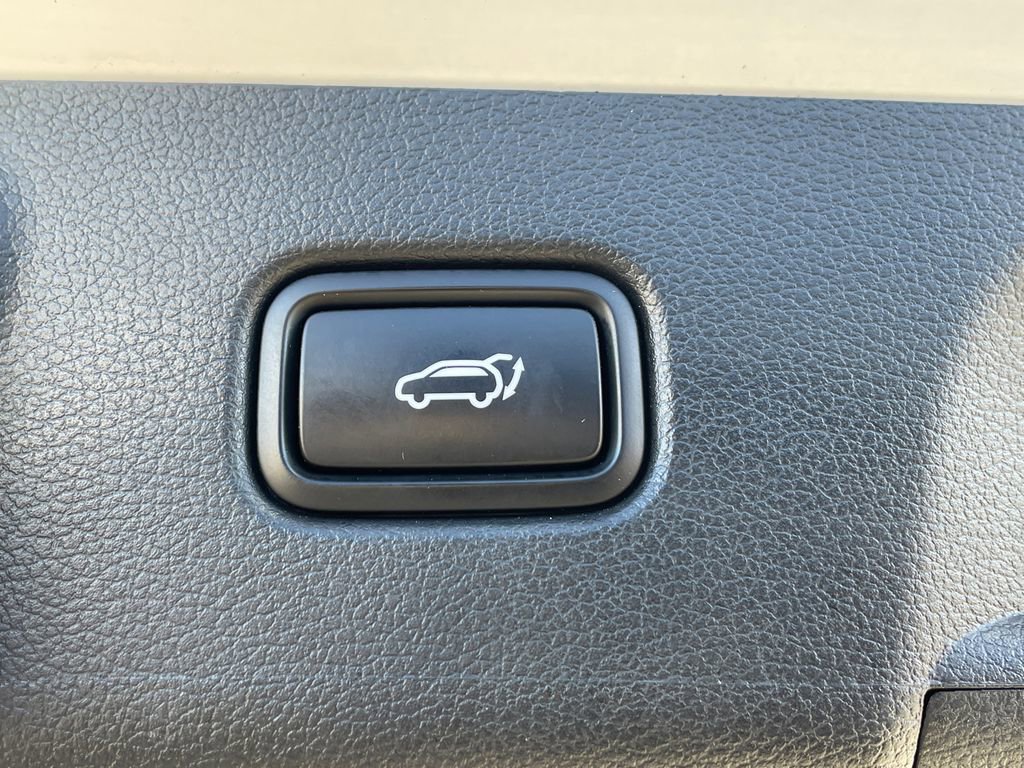 Used 2024 Hyundai Palisade SEL image 19