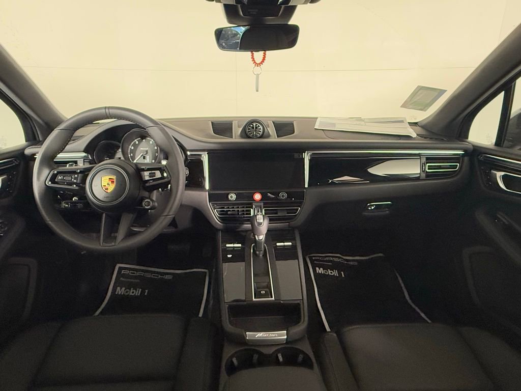 New 2026 Porsche Macan Turbo image 21