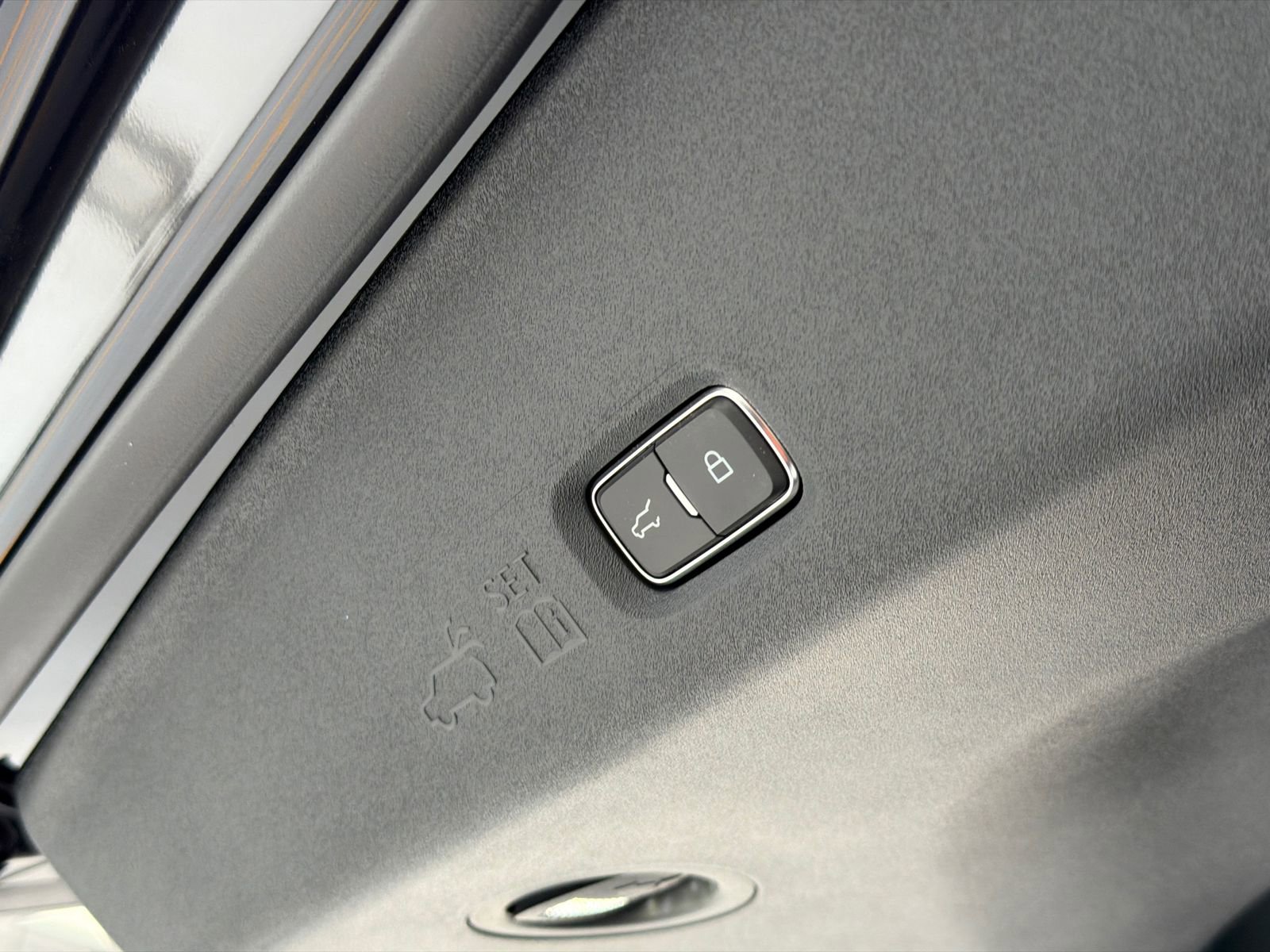 New 2026 Lincoln Navigator L Black Label AWD/4WD image 9