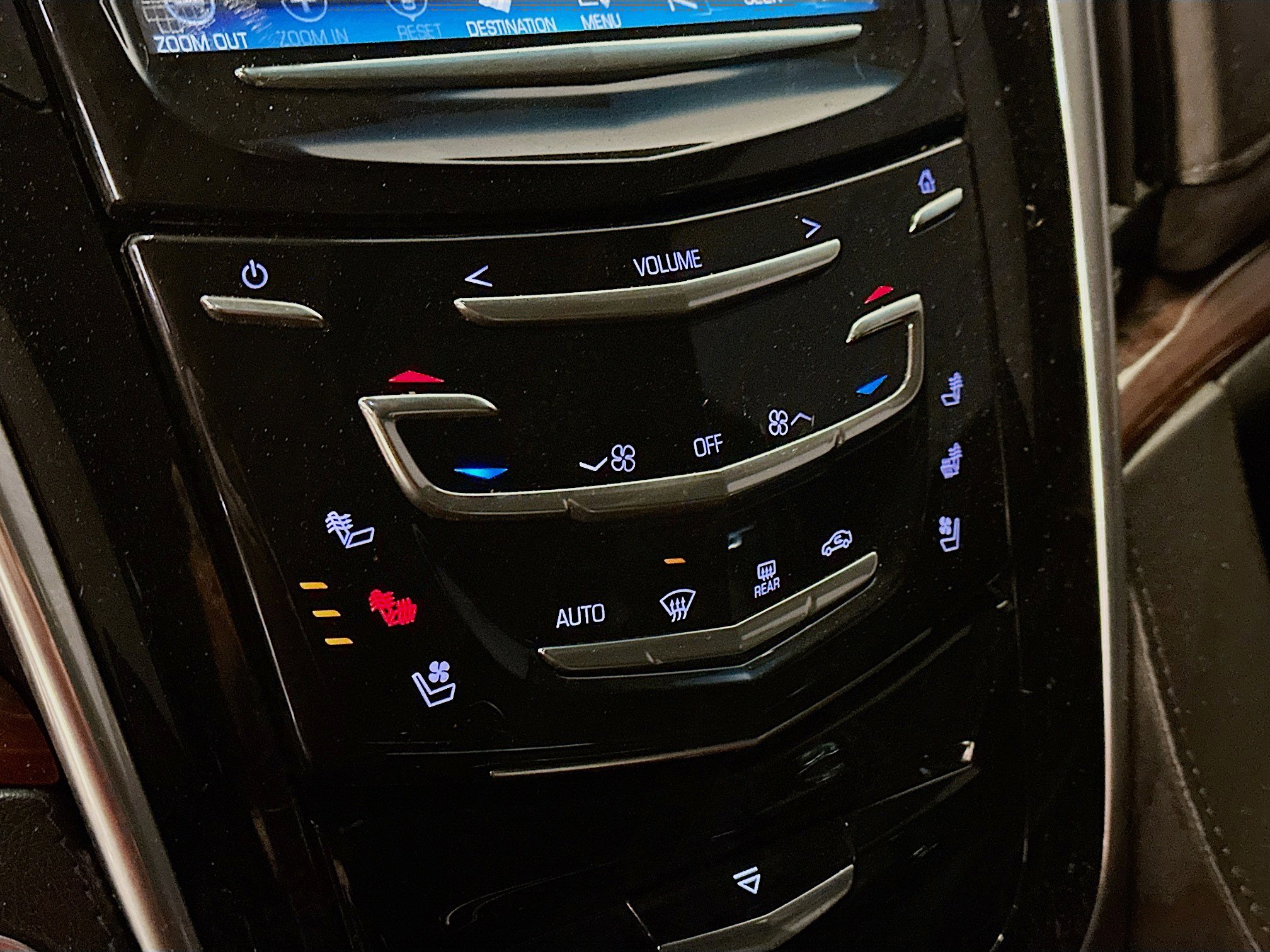 Used 2018 Cadillac Escalade Luxury image 24