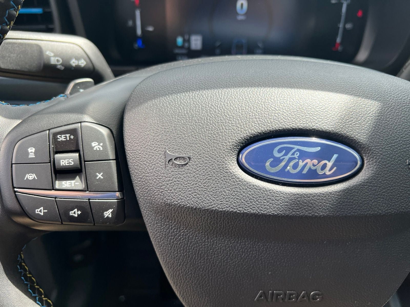 New 2026 Ford Maverick Lobo AWD/4WD image 22