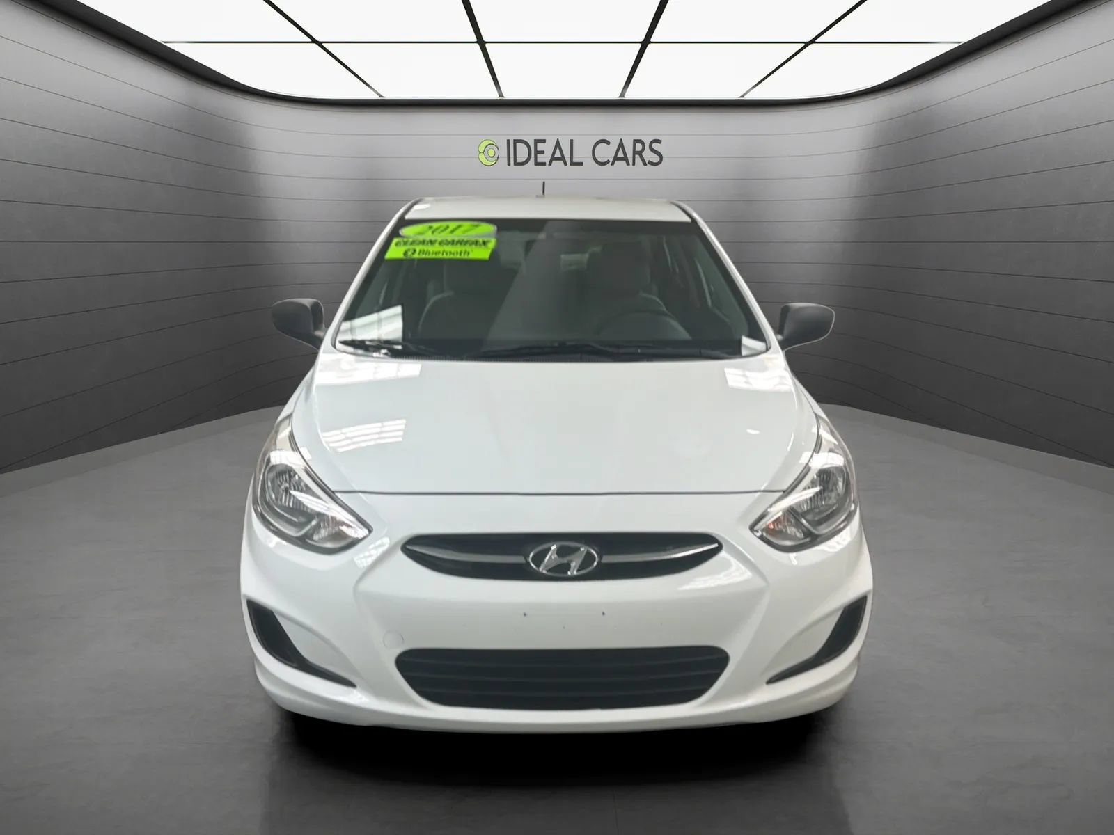 Used 2017 Hyundai Accent SE FWD image 2
