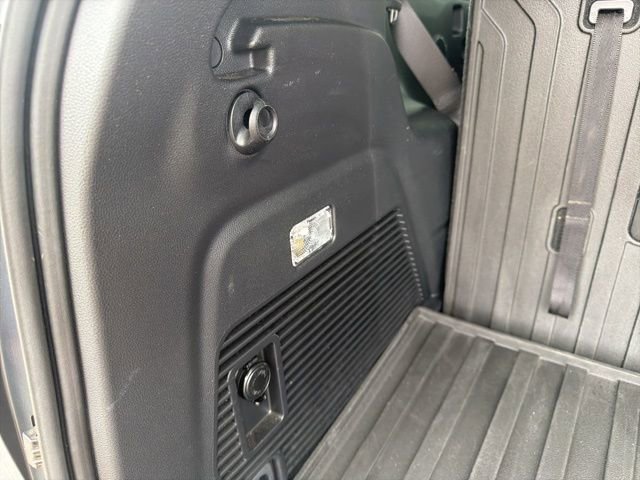 Used 2022 Subaru Ascent Limited w/ Technology Package image 28