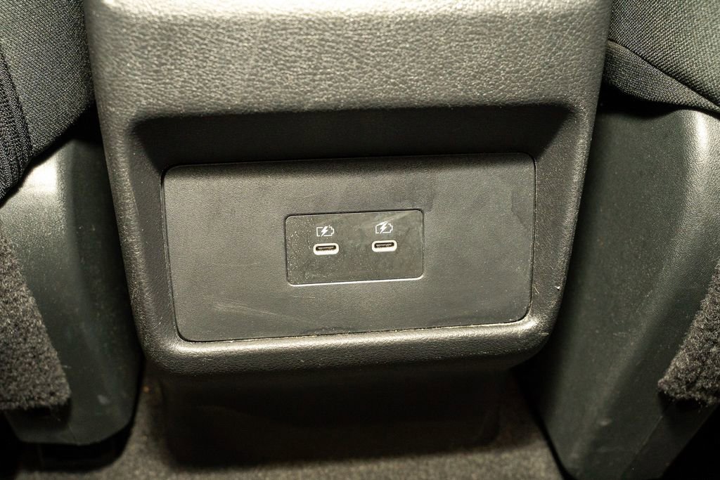 Used 2024 Nissan Rogue SV image 8