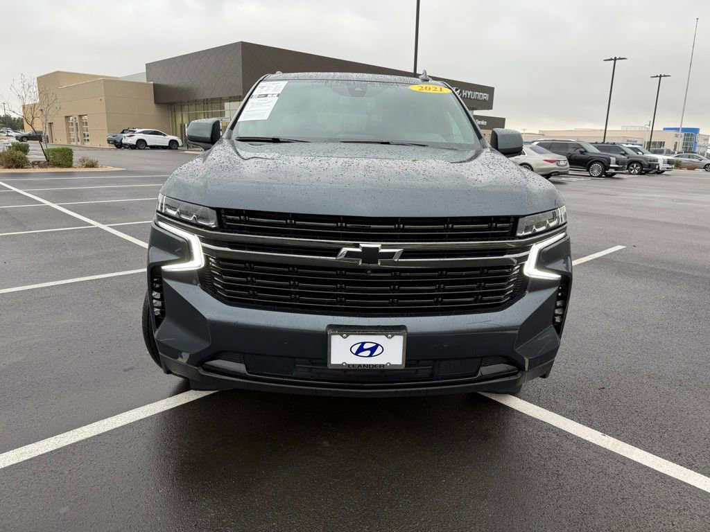 Used 2021 Chevrolet Tahoe RST w/ Luxury Package image 2