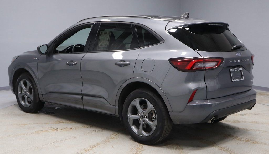 Certified 2024 Ford Escape ST-Line w/ Tech Pack #1 image 6