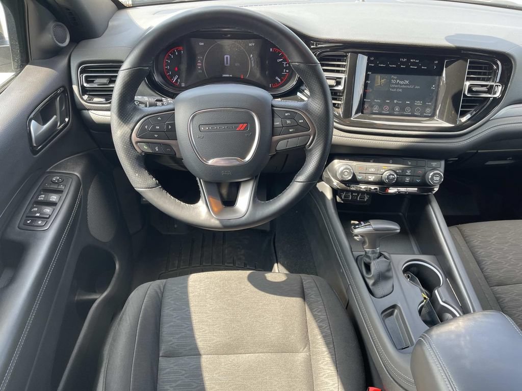 Used 2024 Dodge Durango SXT AWD/4WD image 16