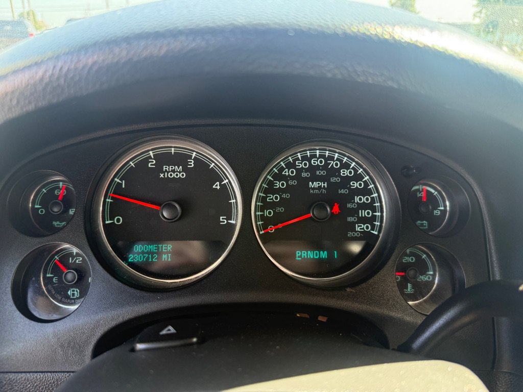 Used 2012 Chevrolet Silverado 3500 LTZ AWD/4WD image 17