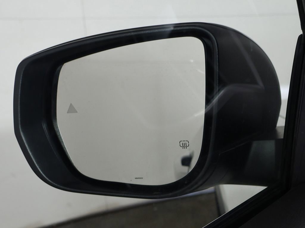 Used 2023 Jeep Grand Cherokee Laredo image 33