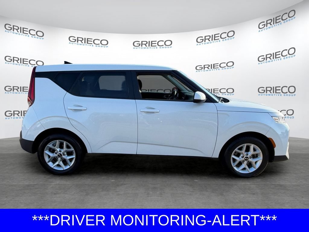 Used 2021 Kia Soul S FWD image 8