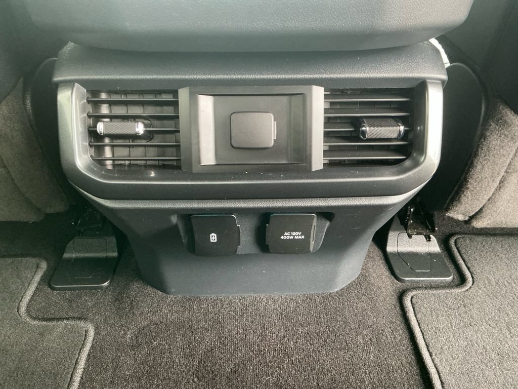 Used 2022 Ford F150 XLT w/ Equipment Group 302A High AWD/4WD image 16