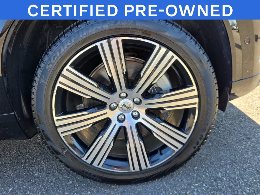 Certified 2025 Volvo XC90 T8 Ultra AWD/4WD image 10