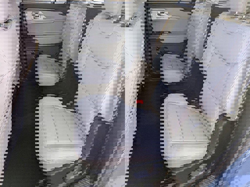 New 2026 Ford Explorer Active w/ Active Comfort Package image 18