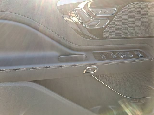 New 2026 Lincoln Aviator AWD image 10