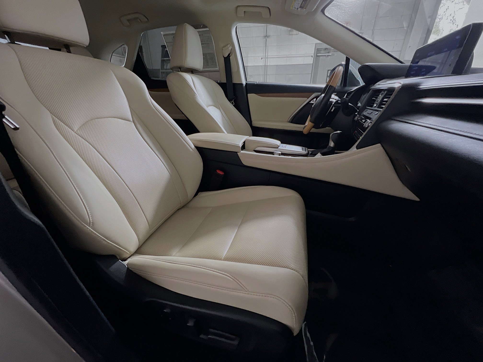 Used 2021 Lexus RX 350 FWD w/ Premium Package image 31