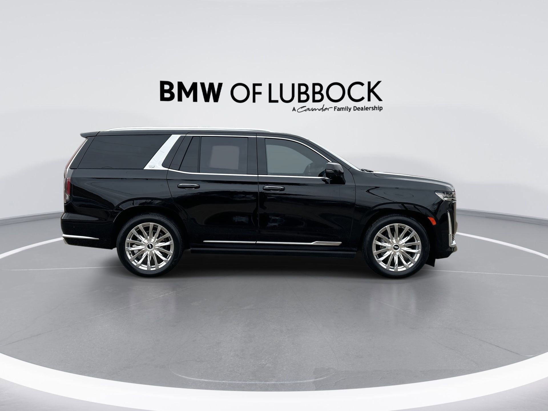 Used 2024 Cadillac Escalade Premium Luxury w/ Performance Package AWD/4WD image 9