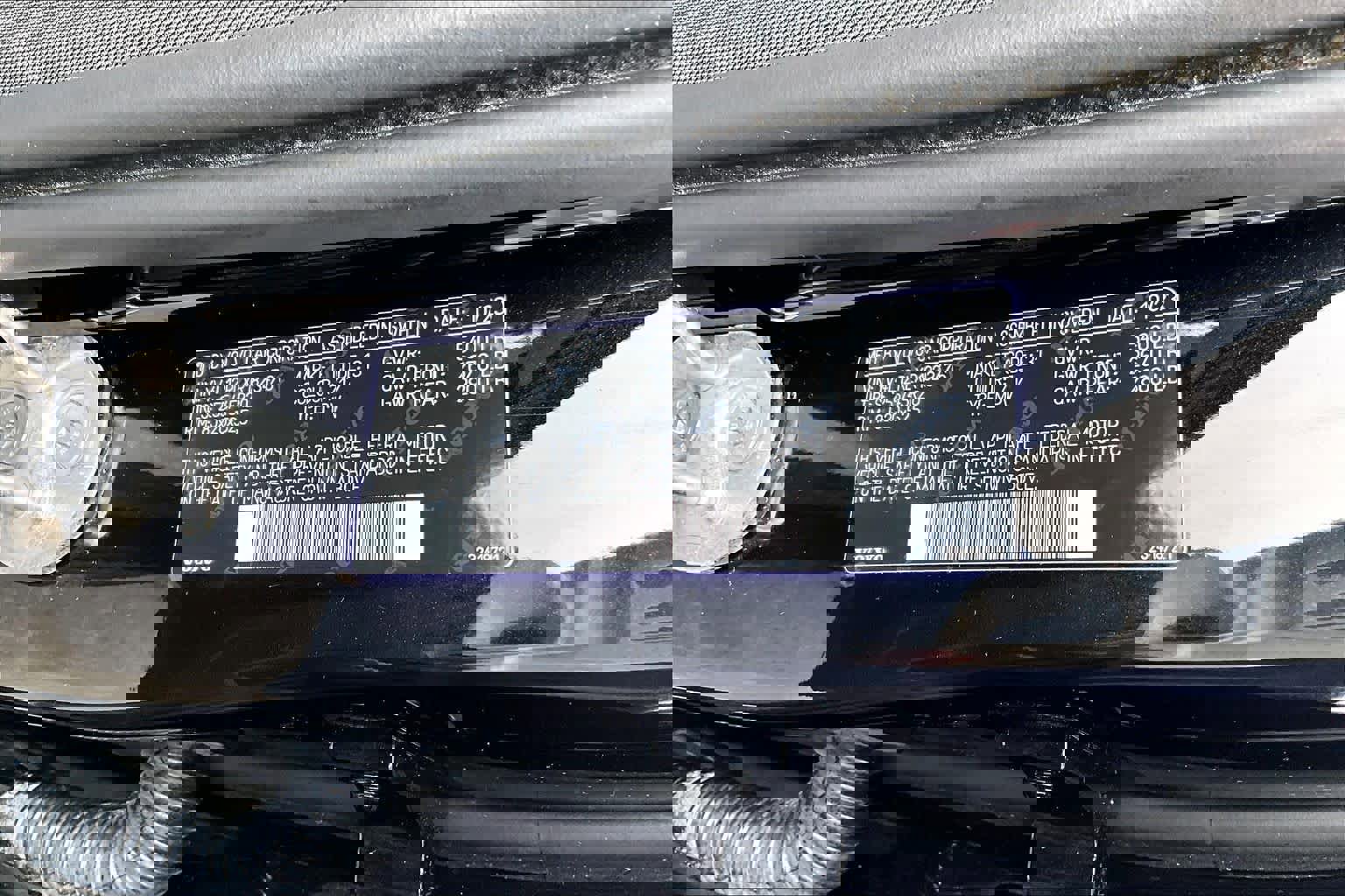 Certified 2024 Volvo XC60 B5 Plus w/ Climate Package image 32