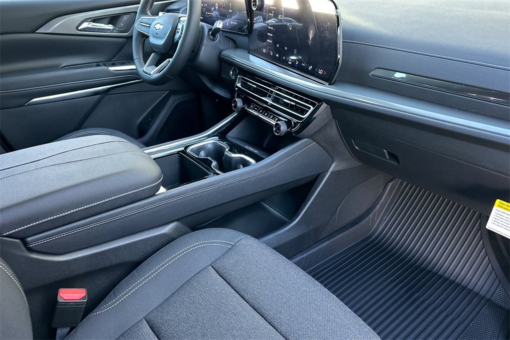 New 2026 Chevrolet Traverse LT w/ Driver Confidence Package image 18