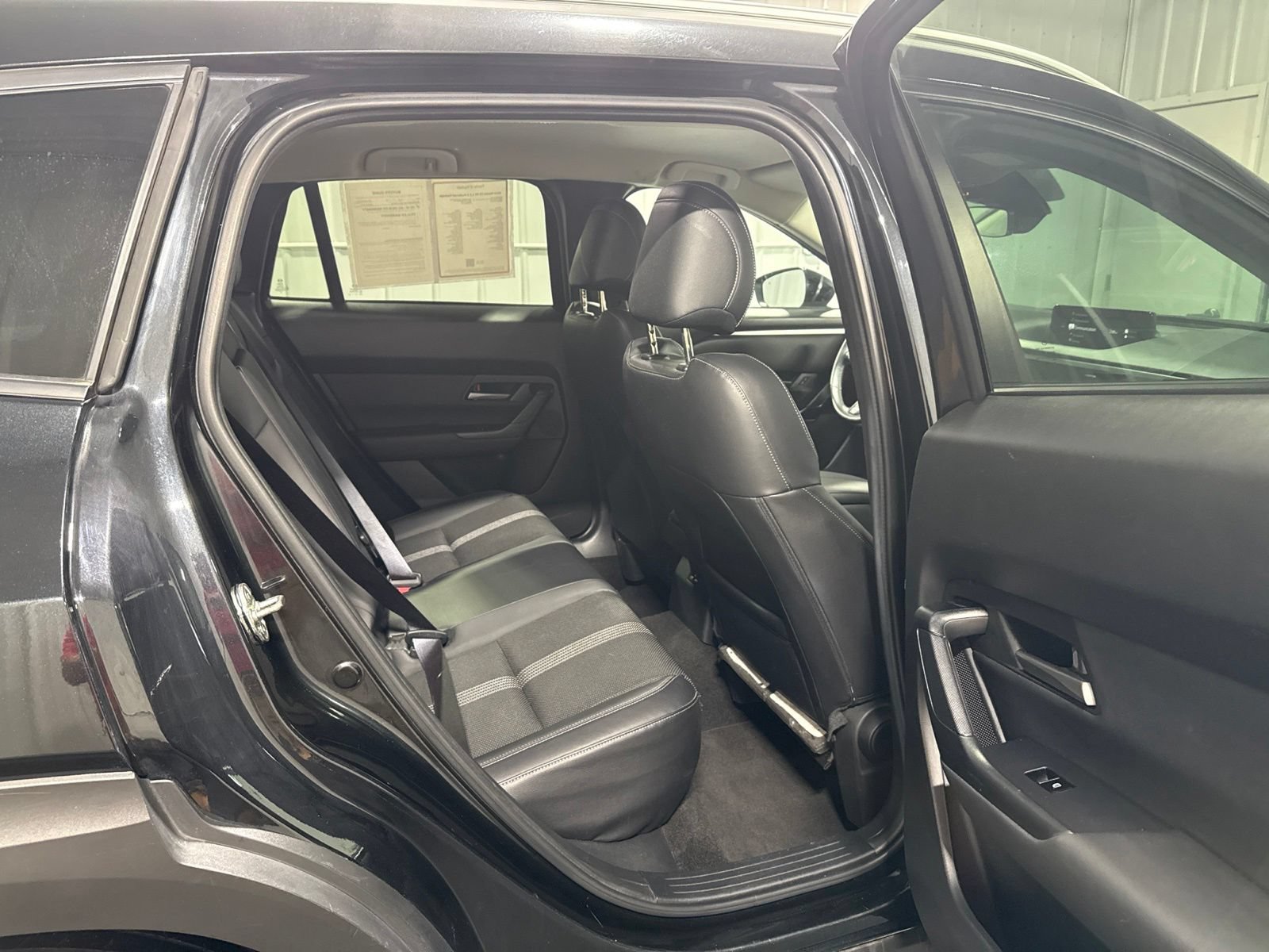 Used 2024 MAZDA CX-50 AWD 2.5 S w/ Preferred Package image 12