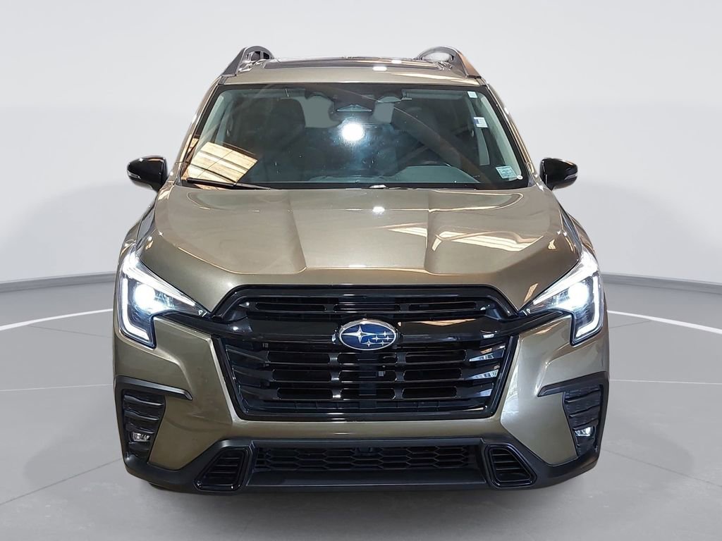 Used 2023 Subaru Ascent Onyx Edition image 2