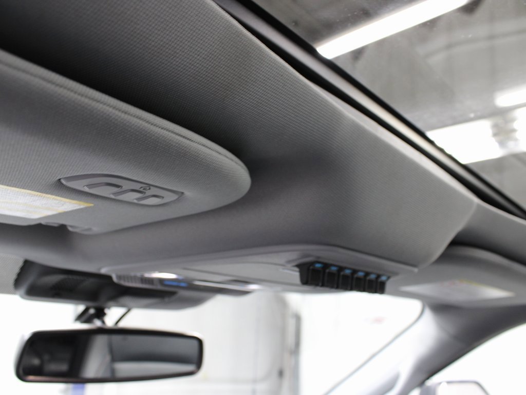 Used 2024 Ford F250 Lariat w/ Lariat Ultimate Package image 30