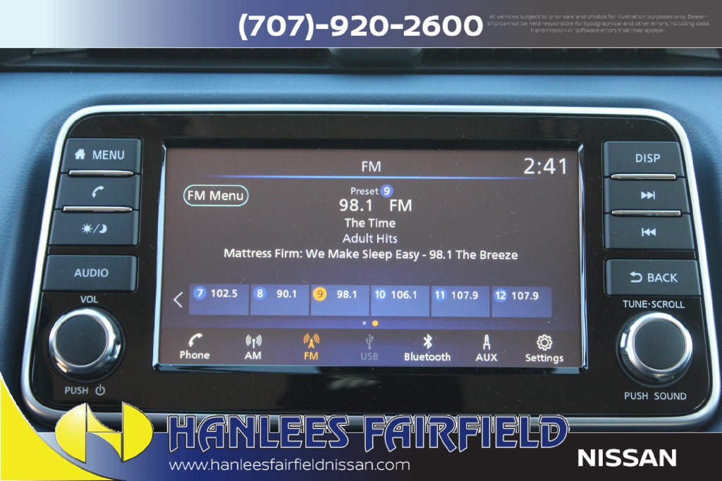 Used 2025 Nissan Versa SV w/ Trunk Package FWD image 22