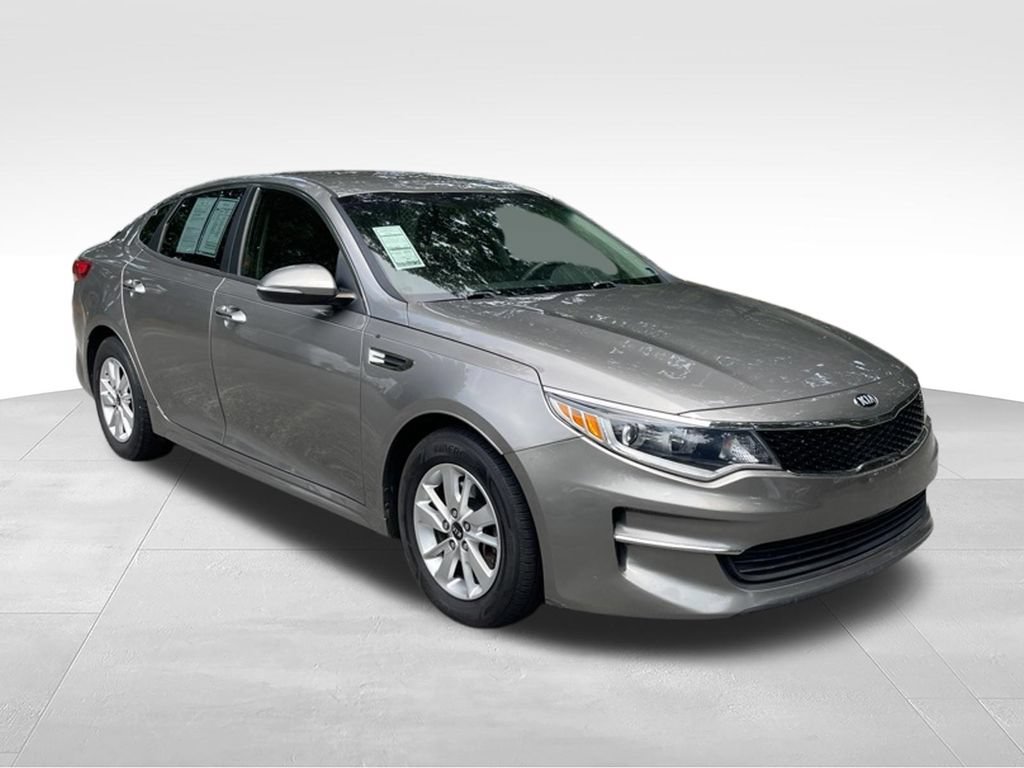 Used 2017 Kia Optima LX FWD image 6