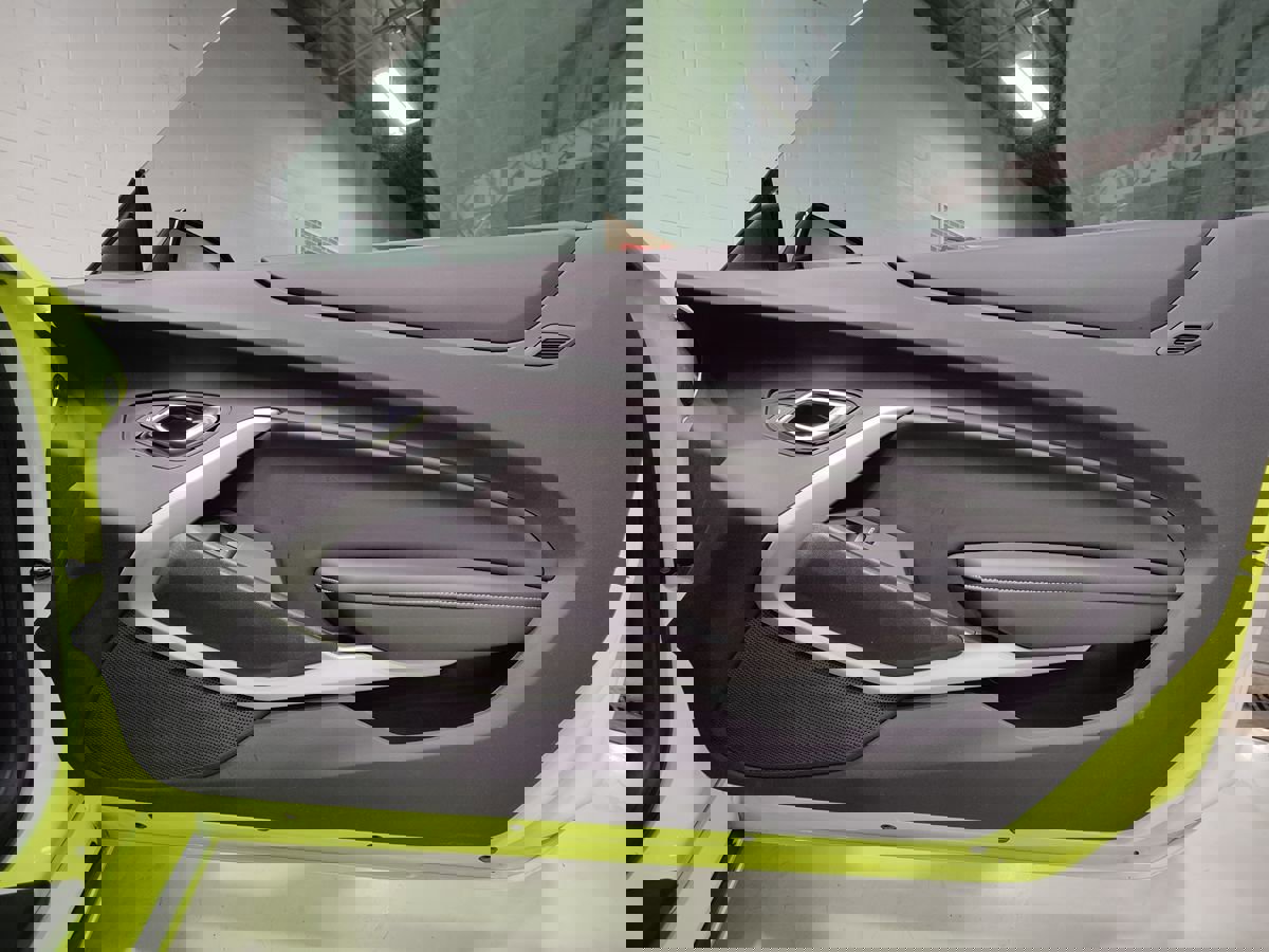 Used 2021 Chevrolet Camaro SS image 9