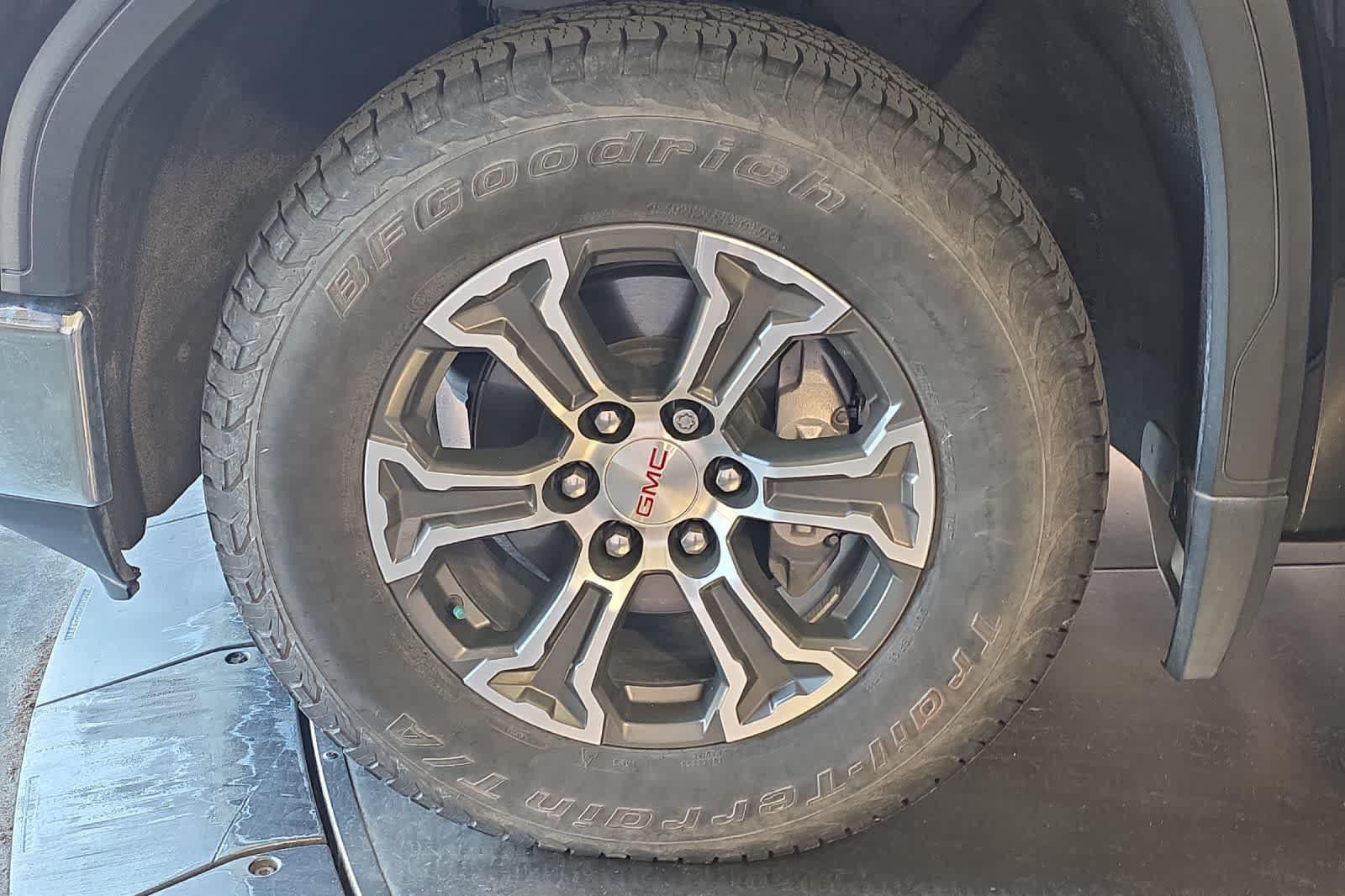 Used 2019 GMC Sierra 1500 SLE w/ SLE Value Package RWD image 12