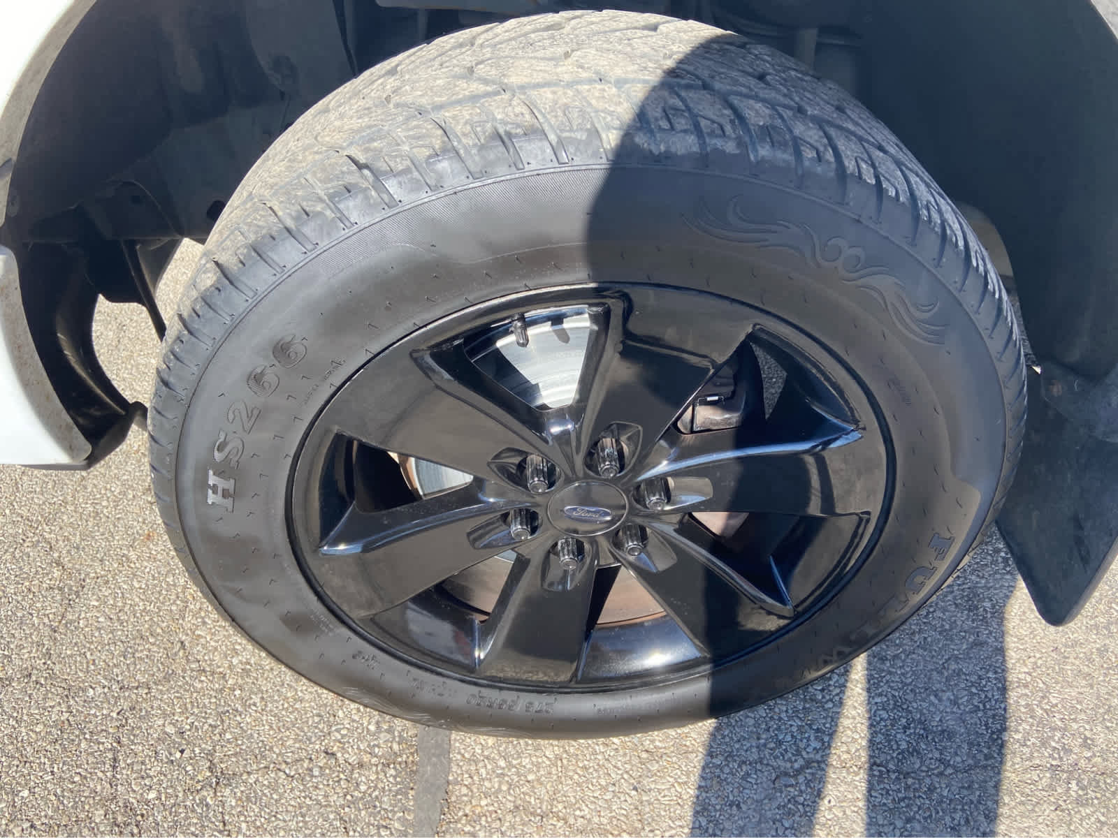 Used 2014 Ford F150 FX4 w/ FX Appearance Package AWD/4WD image 11