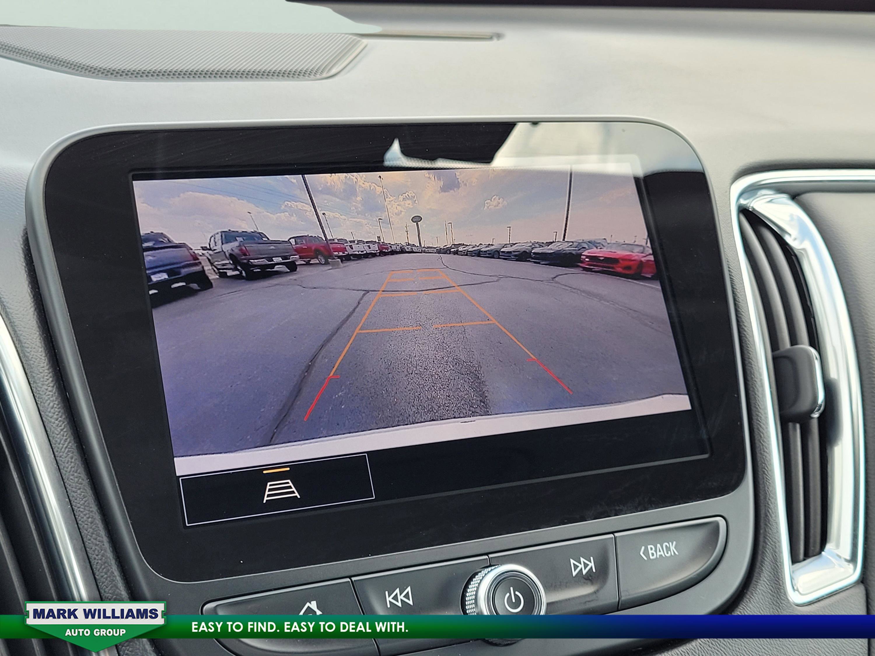 Used 2024 Chevrolet Malibu LT image 23